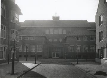 Weeshuis aan de Volkerakstraat