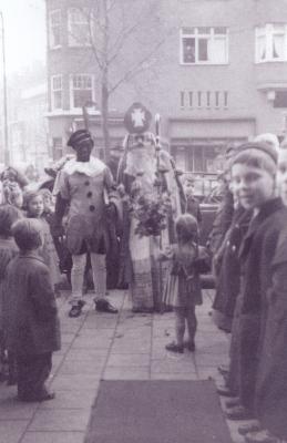 Sinterklaas bezoekt de Beethovenstraat