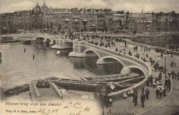 Brug over de amstel