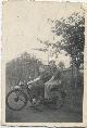Rinus op motorfiets